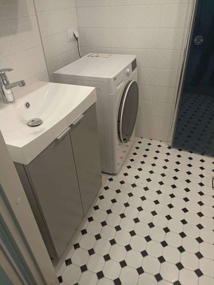 Viljandi, Riia mnt 40a