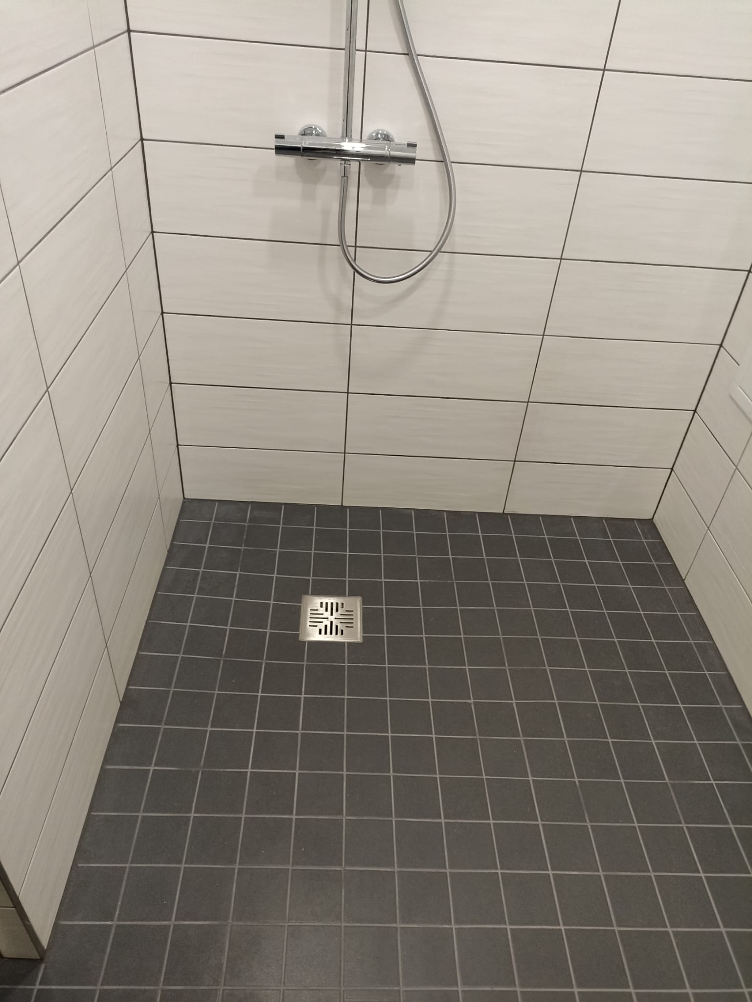 Viiratsi, Sõpruse 10