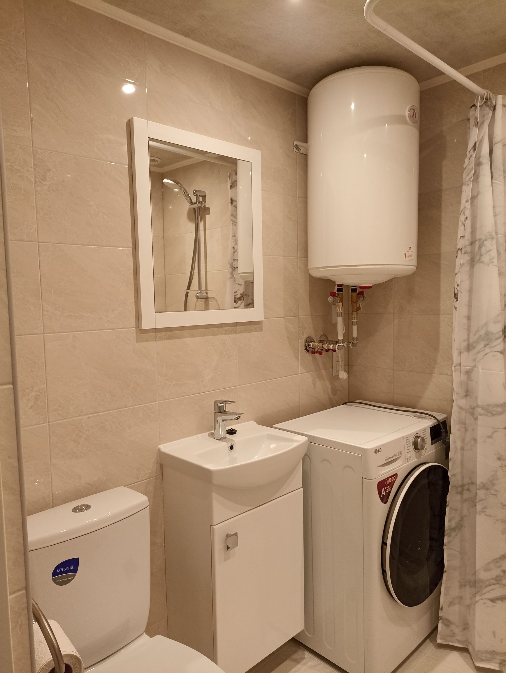 Viljandi, Valuoja puiestee