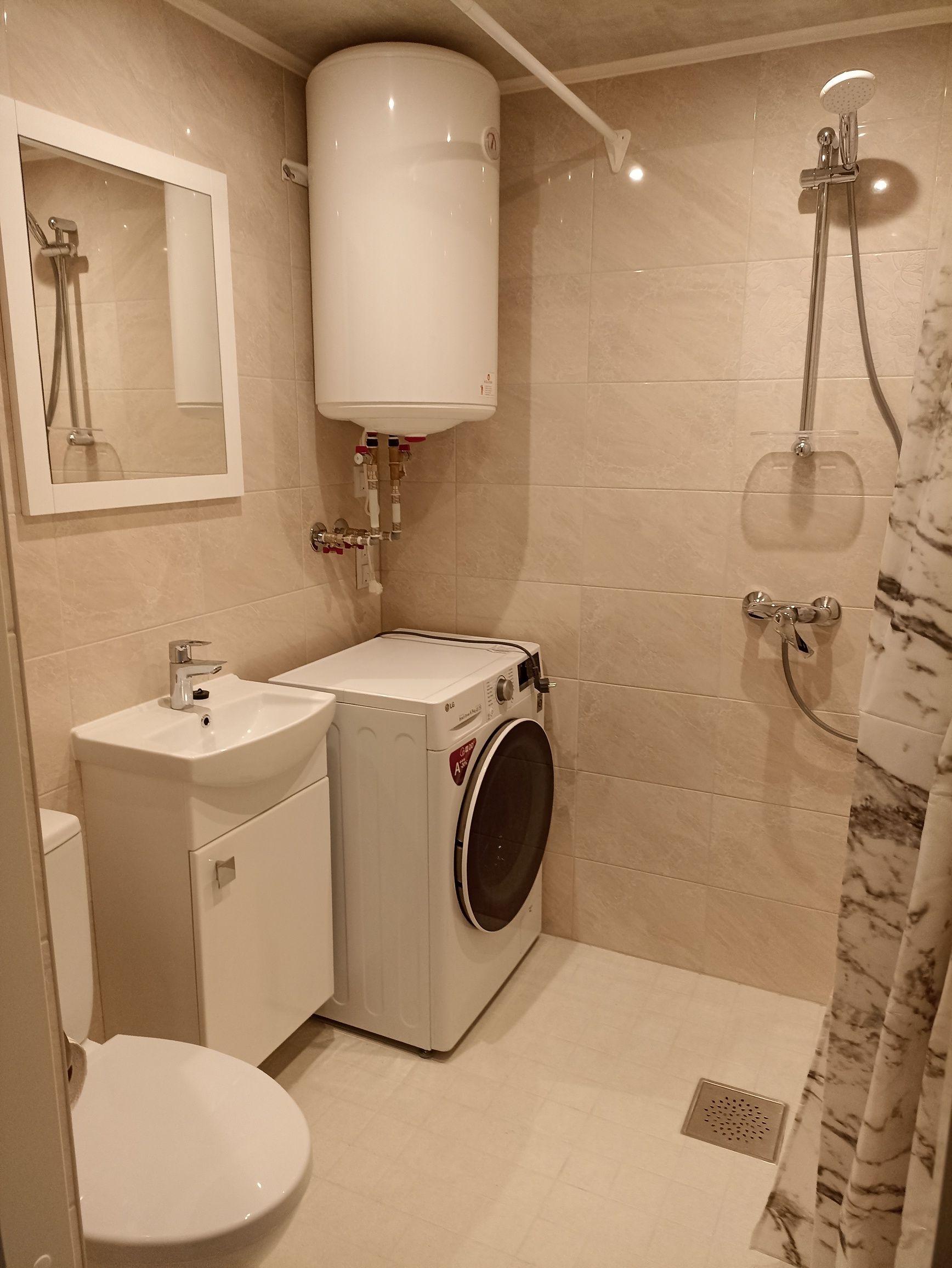 Viljandi, Valuoja puiestee